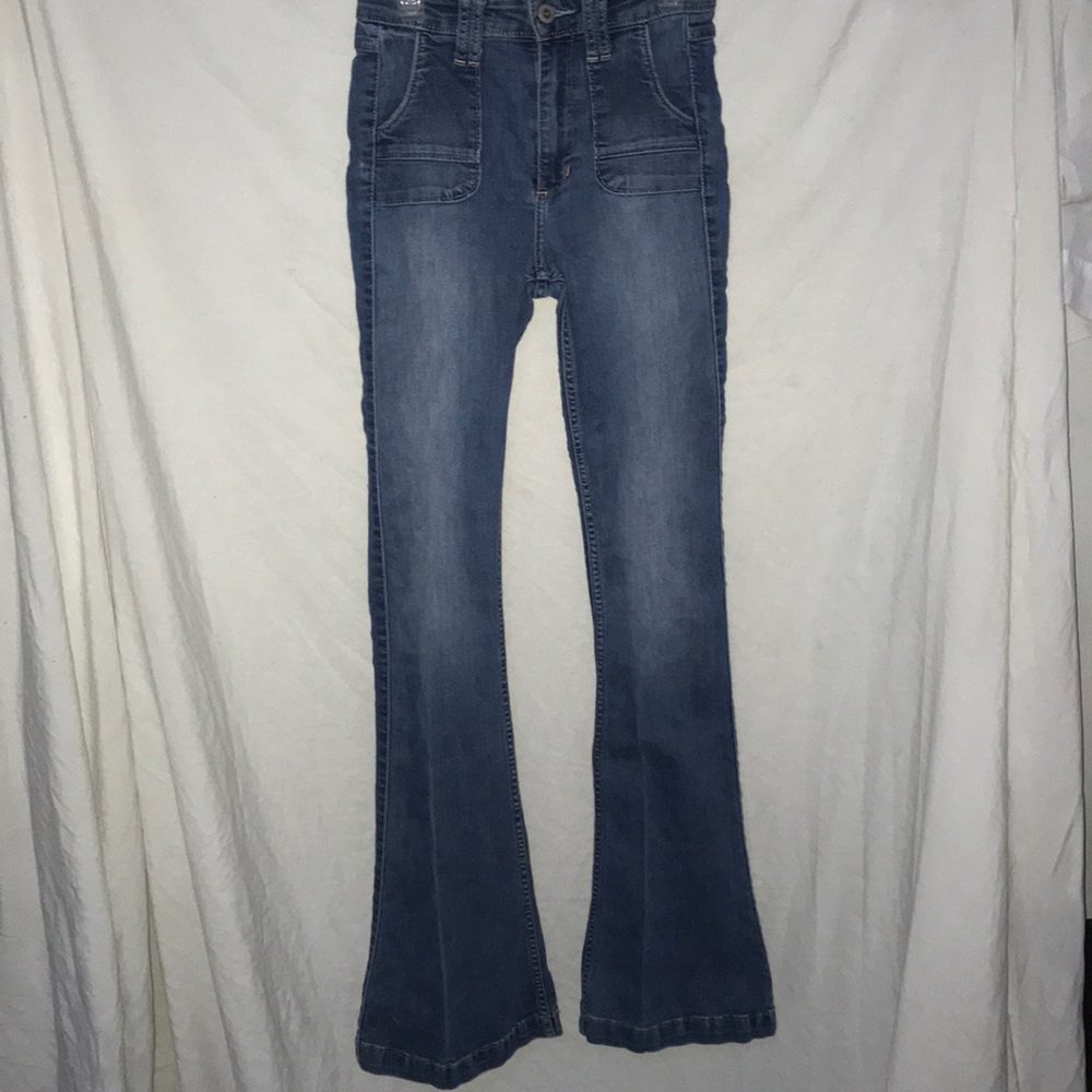 Bell bottom Jeans
